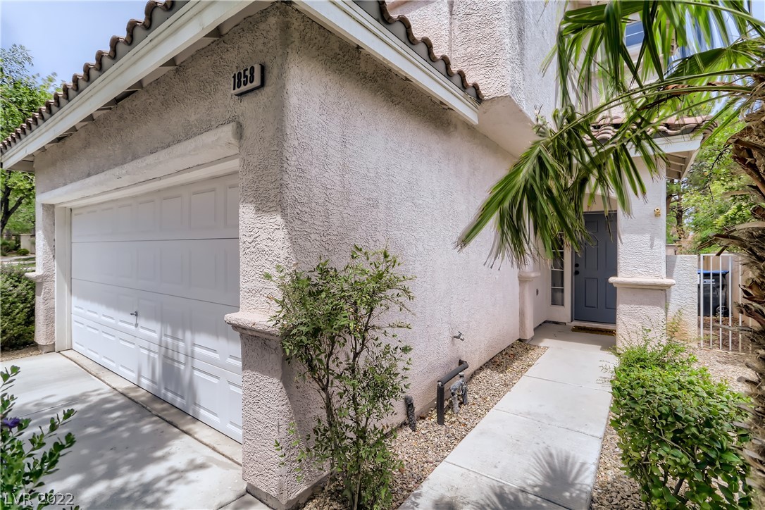 1858 Windward Court