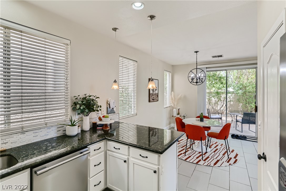 1858 Windward Court