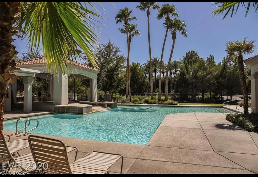 1858 Windward Court