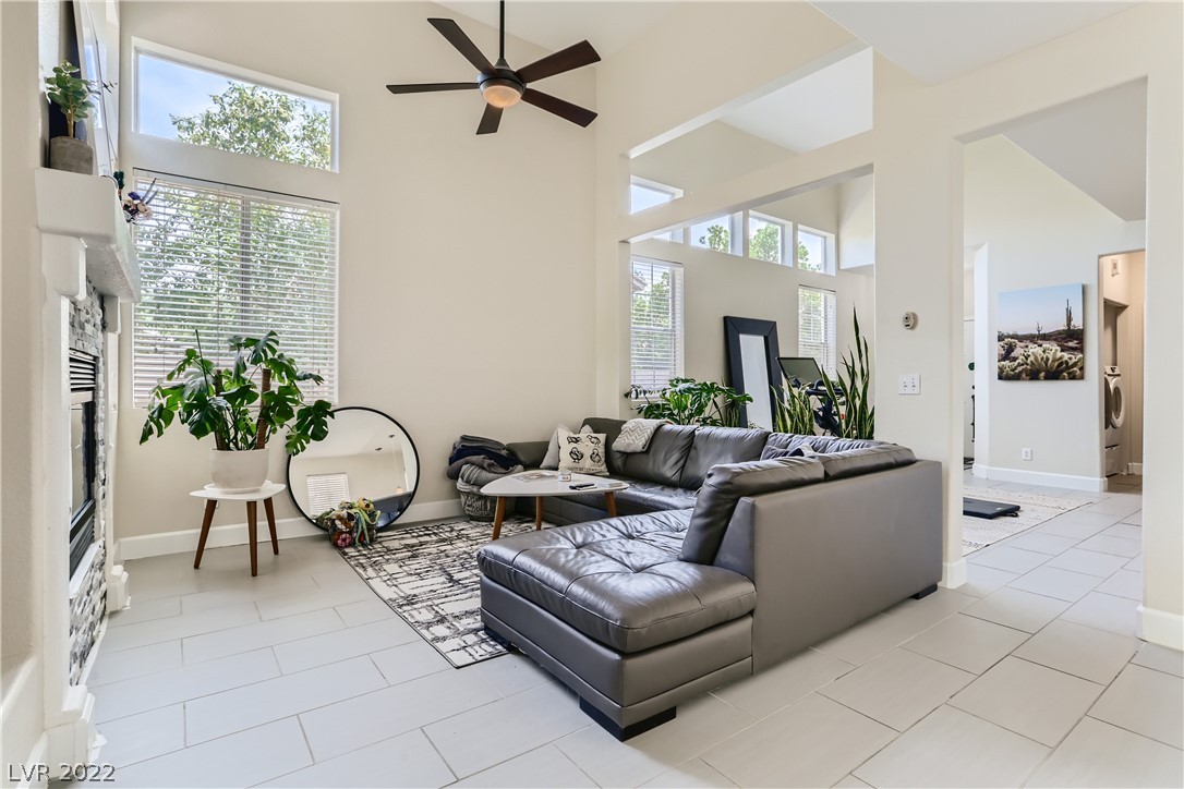 1858 Windward Court