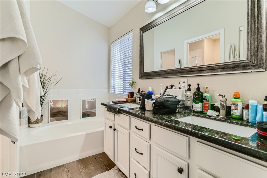 1858 Windward Court