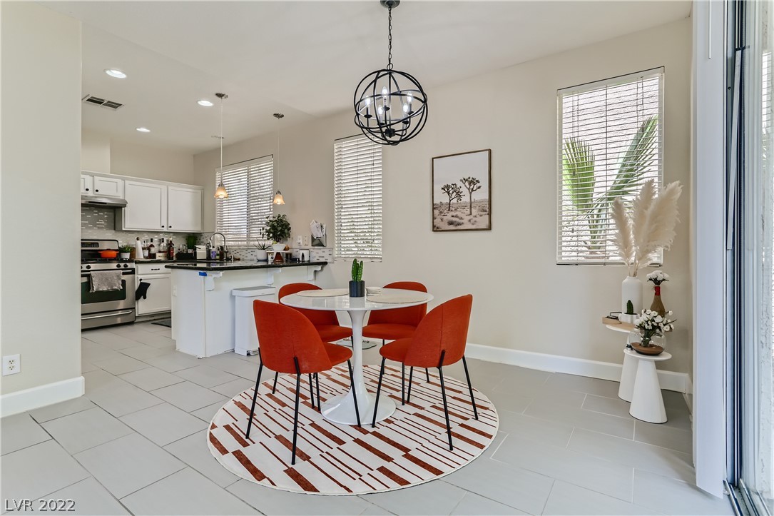 1858 Windward Court