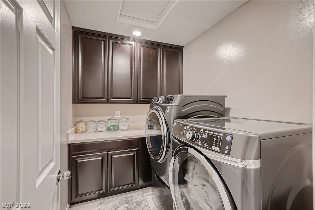 3215 Gardenia Falls Court