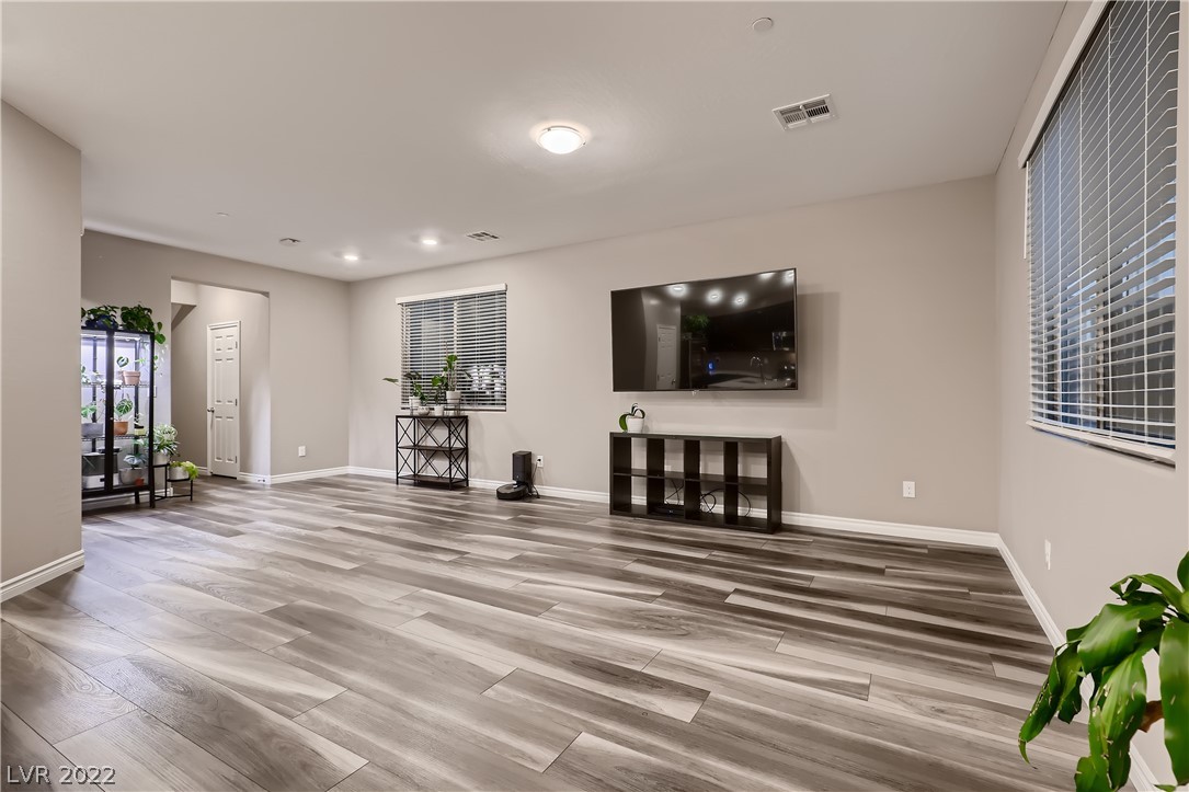 3215 Gardenia Falls Court