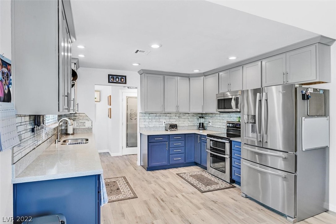 1720 Timber Lane