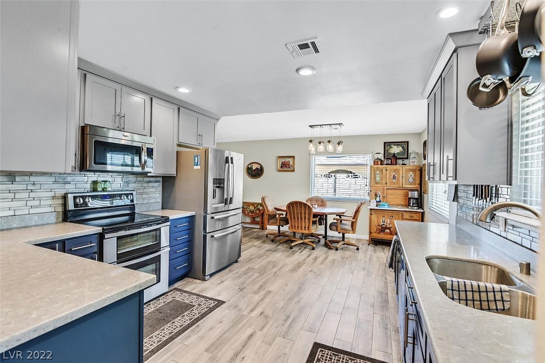1720 Timber Lane