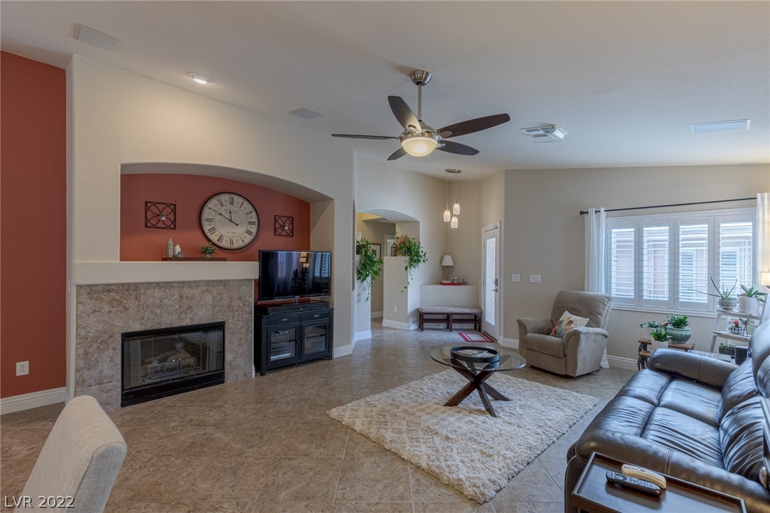 4416 Valley Quail Way