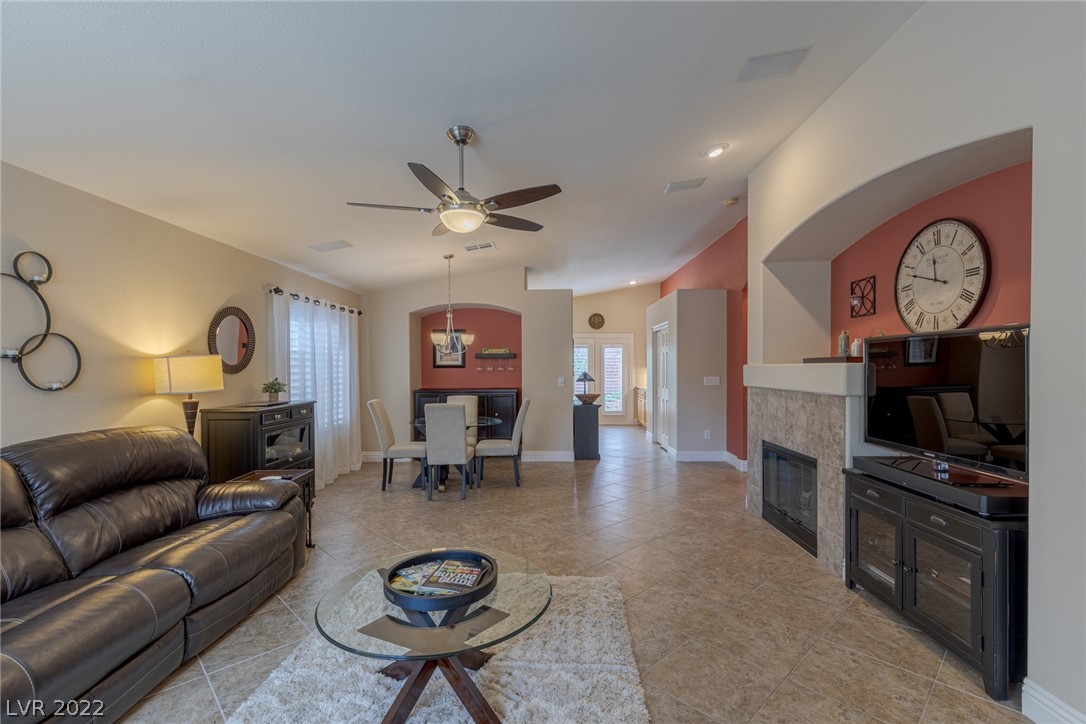 4416 Valley Quail Way