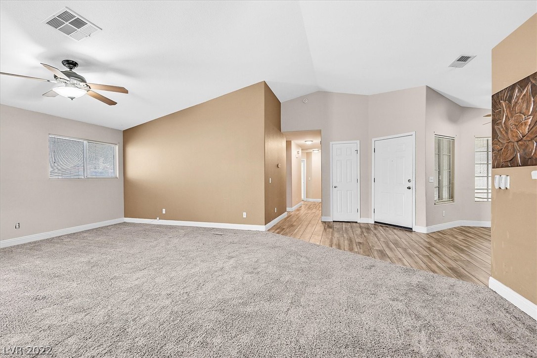1186 Expectation Court