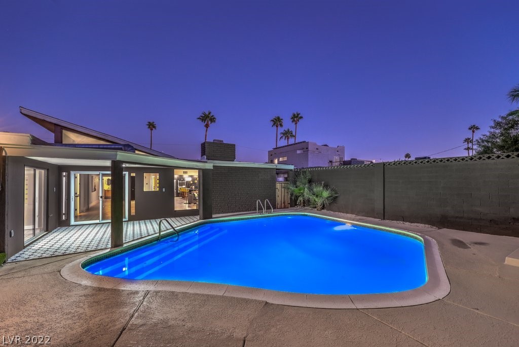 1712 Cochran Street