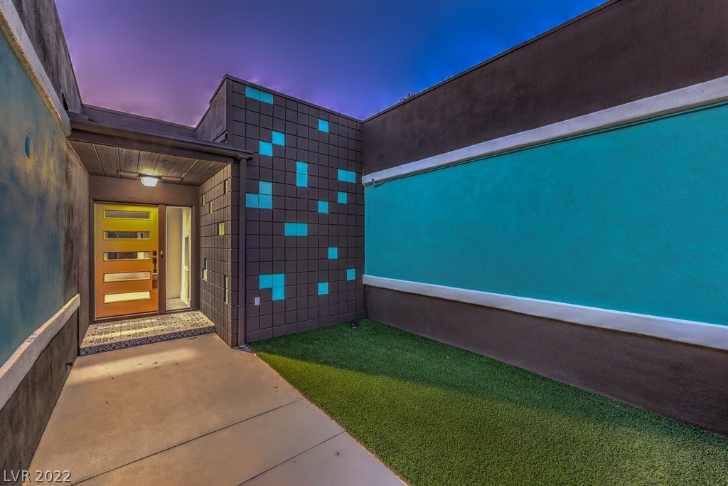 1712 Cochran Street