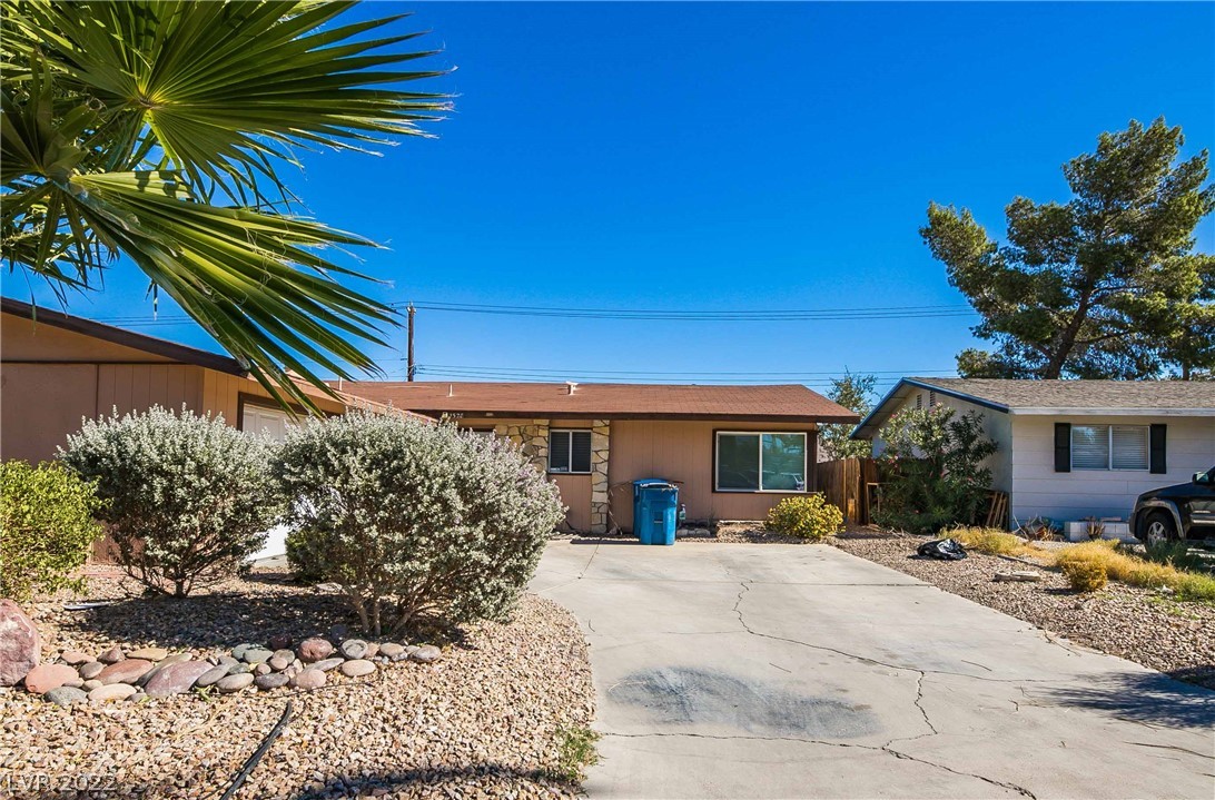 1528 Saylor Way
