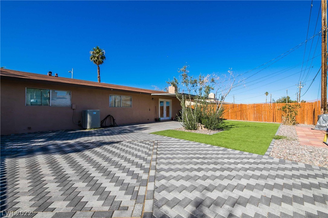 1528 Saylor Way