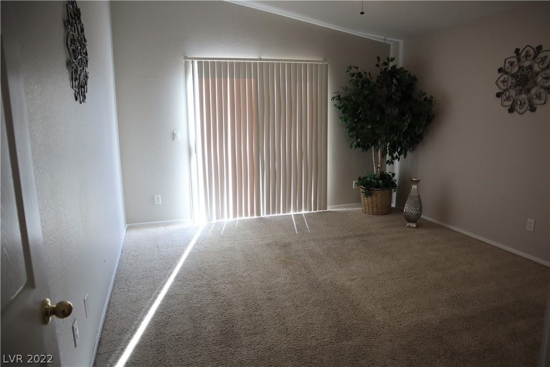 609 Bright Lights Avenue