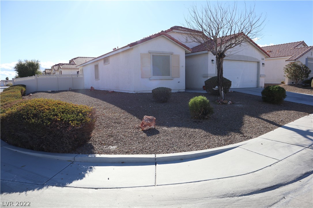 609 Bright Lights Avenue