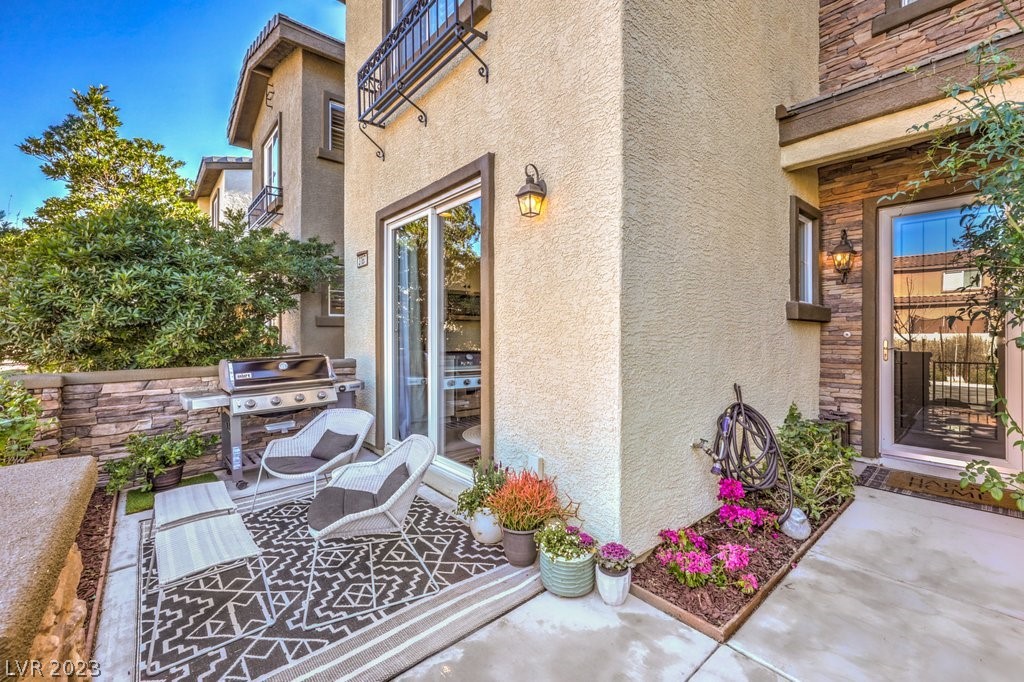 3187 Mura Del Prato Avenue