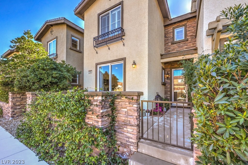 3187 Mura Del Prato Avenue