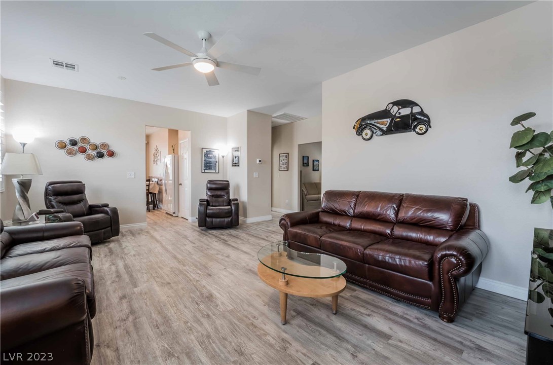 7701 Prosperity River Avenue