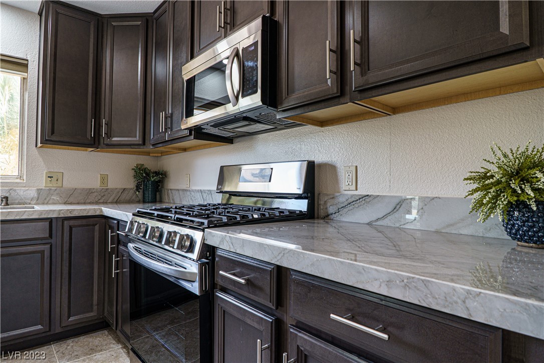2365 Moorpark Way