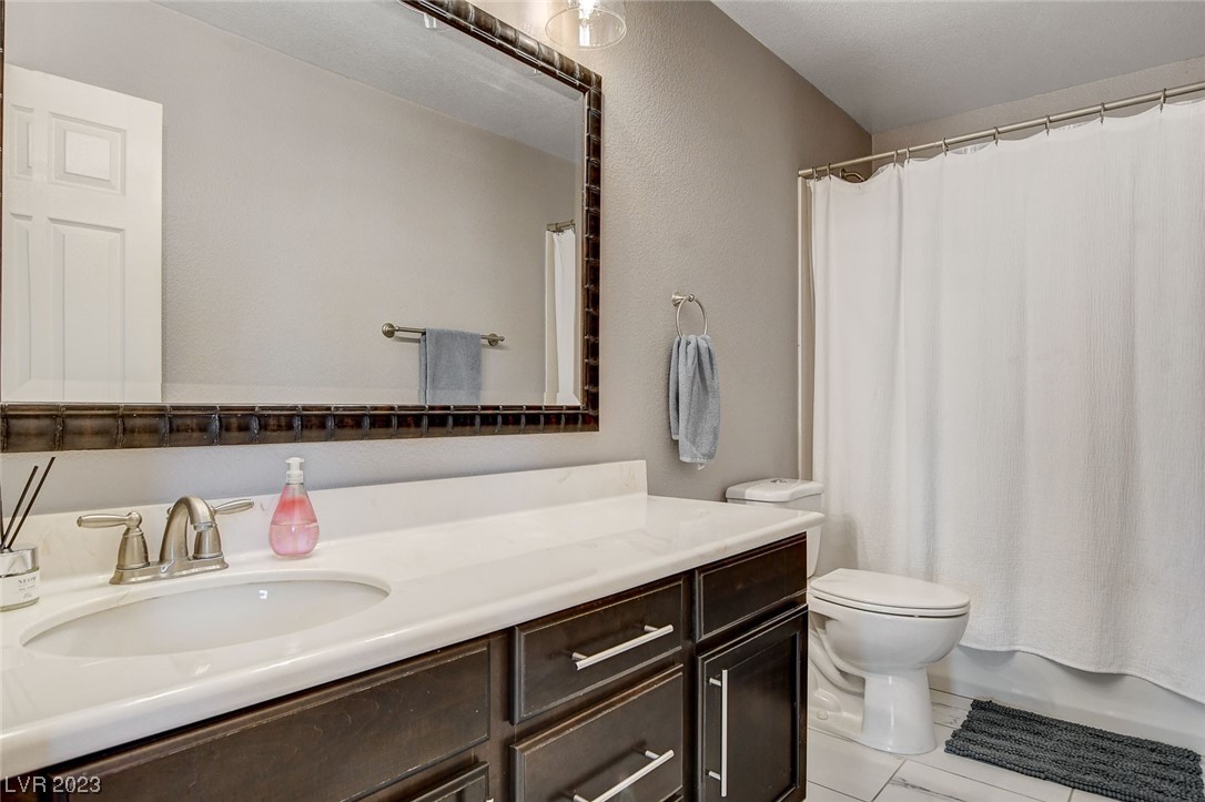 5490 White Truffles Circle