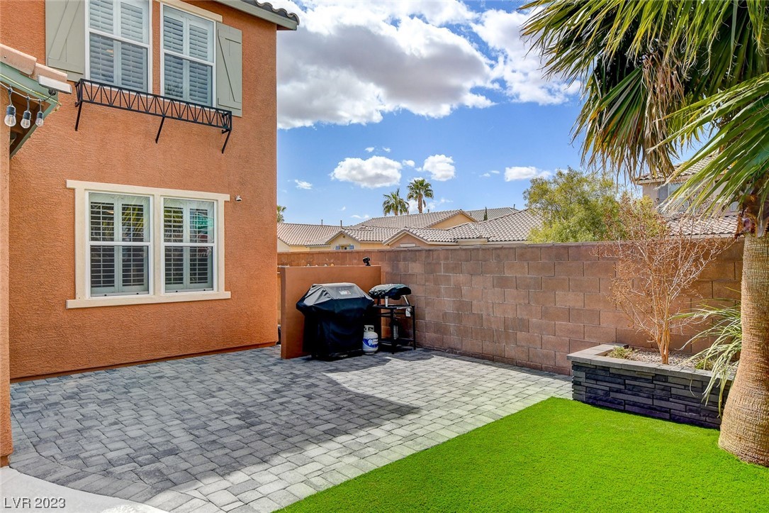 5490 White Truffles Circle