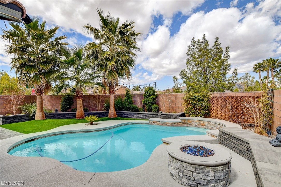 5490 White Truffles Circle