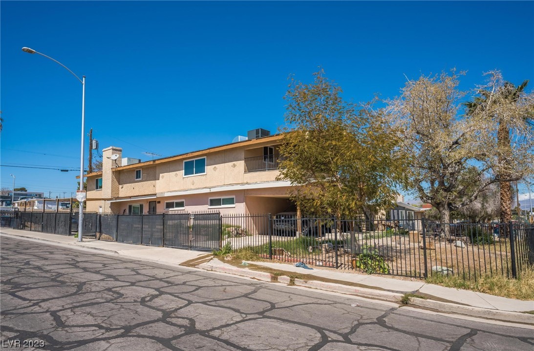 1525 Linden Avenue