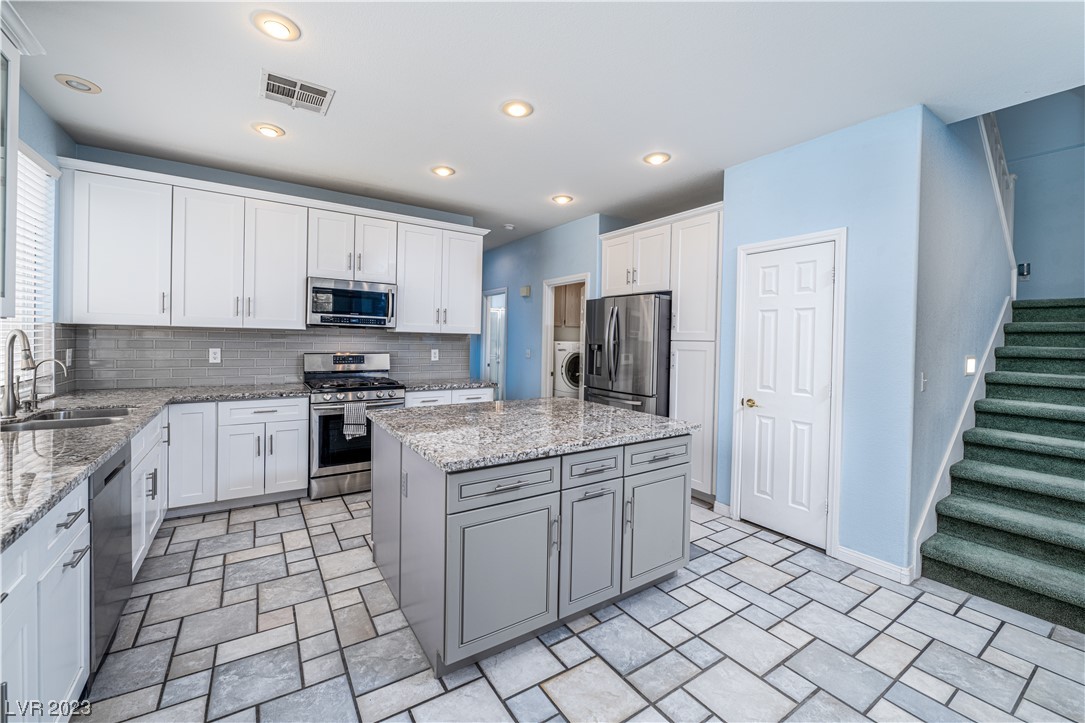 1123 Spooner Court