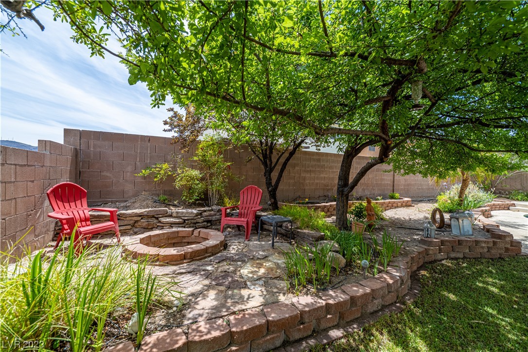 1123 Spooner Court