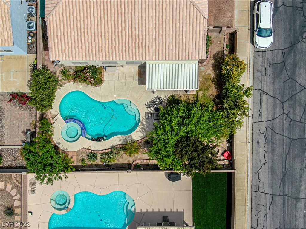 1123 Spooner Court