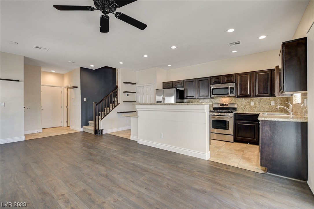 1121 Tuscan Sky Lane 3