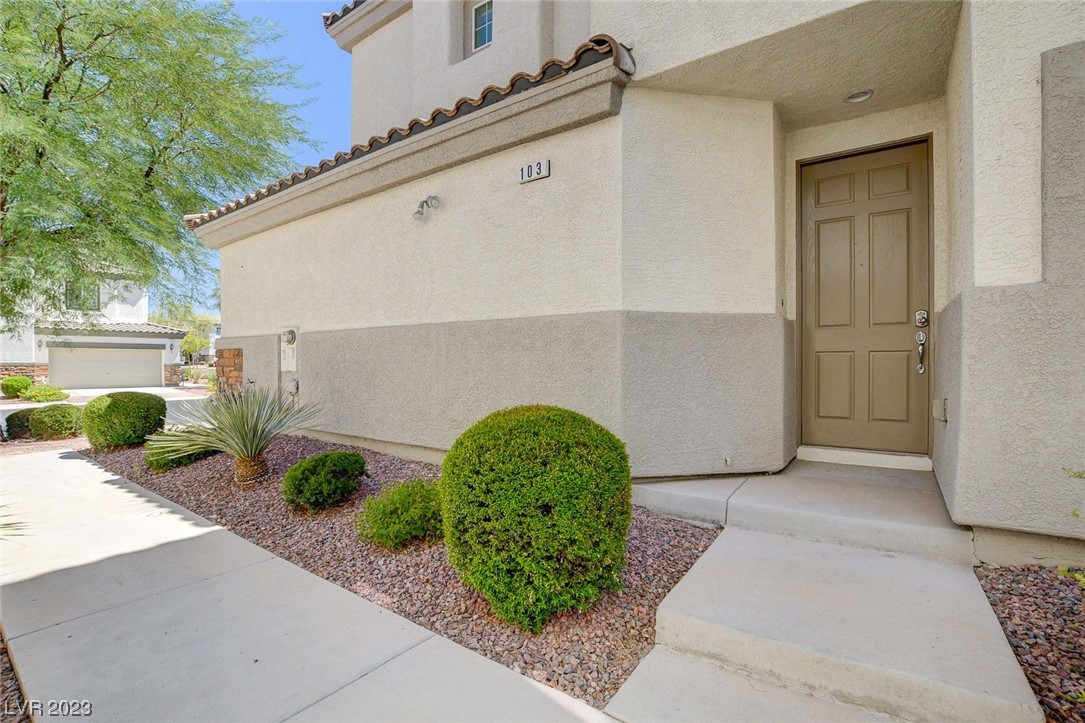 1121 Tuscan Sky Lane 3