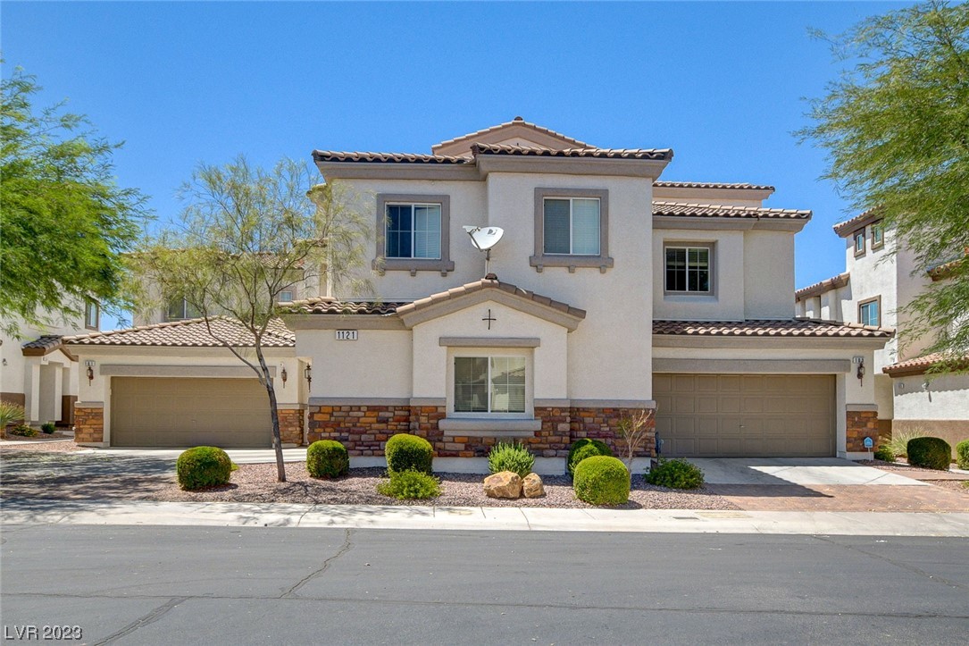 1121 Tuscan Sky Lane 3