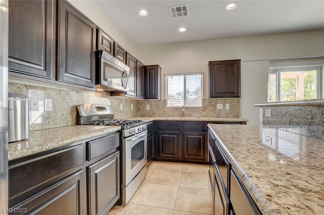 1121 Tuscan Sky Lane 3