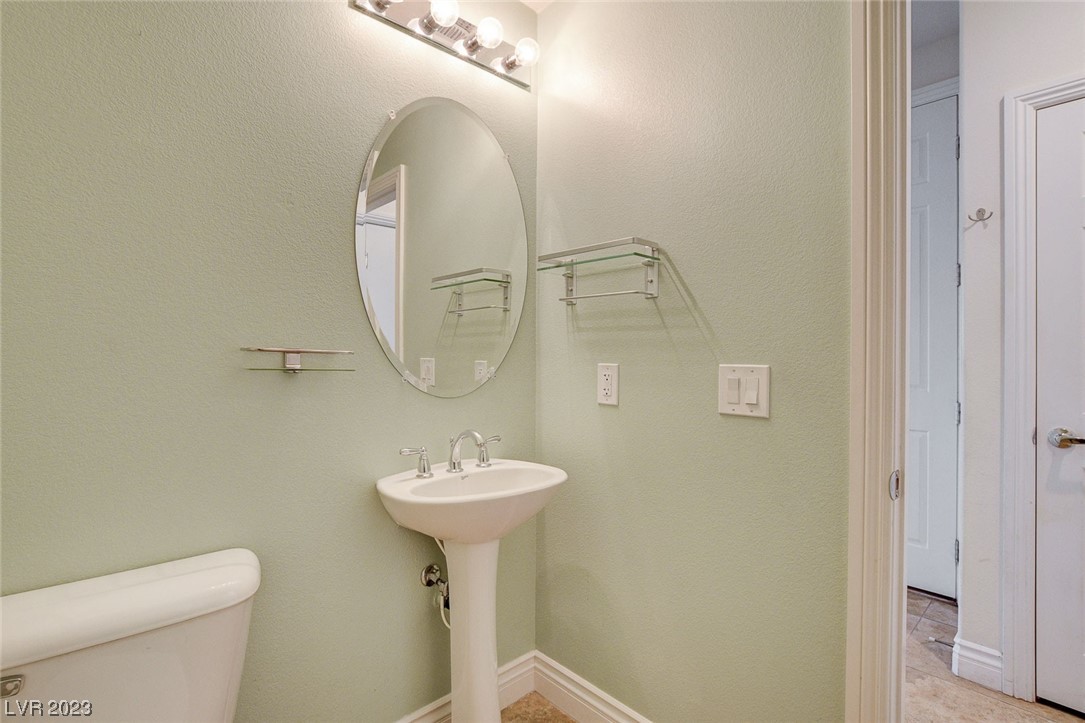 1121 Tuscan Sky Lane 3