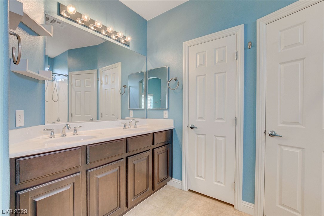 1121 Tuscan Sky Lane 3