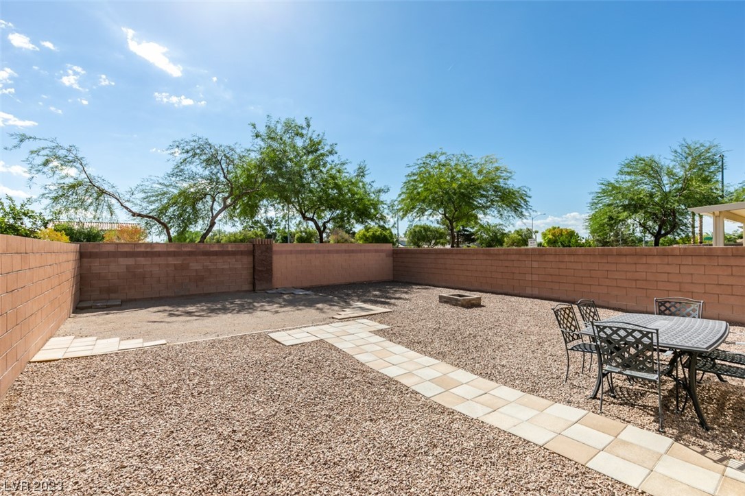 6210 Escapa Court