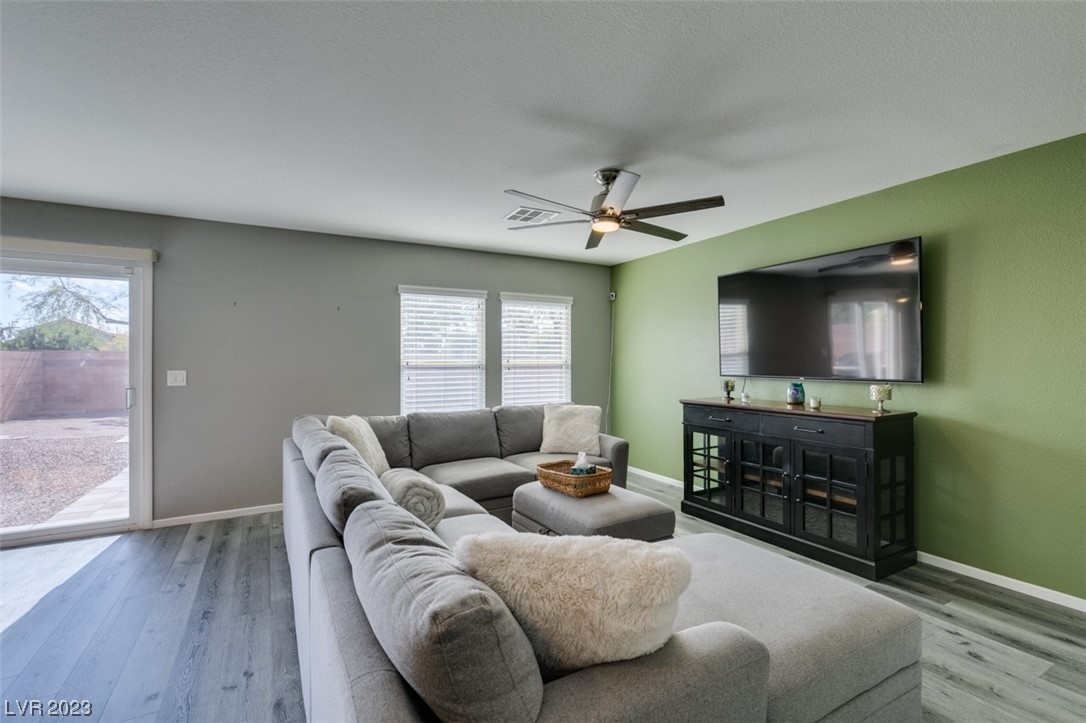 6210 Escapa Court