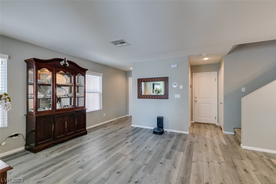 6210 Escapa Court