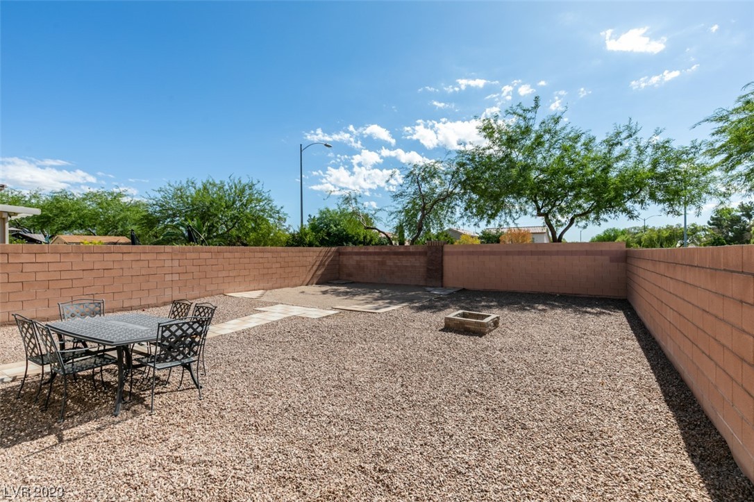 6210 Escapa Court