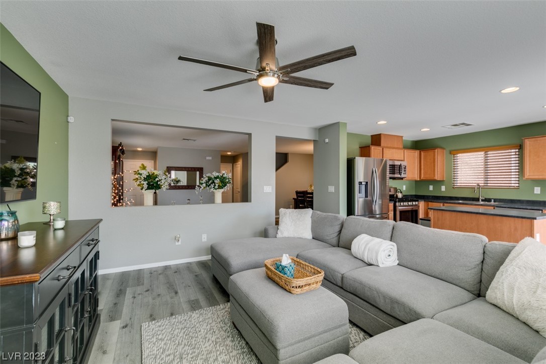 6210 Escapa Court