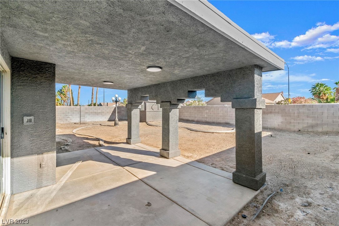 4345 Roaming Breeze Road