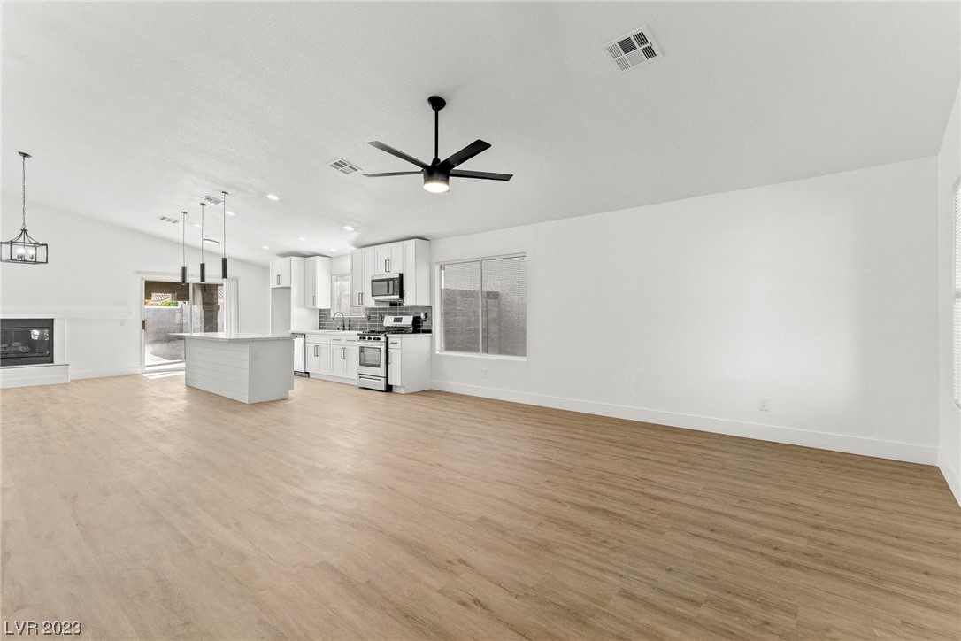 4345 Roaming Breeze Road