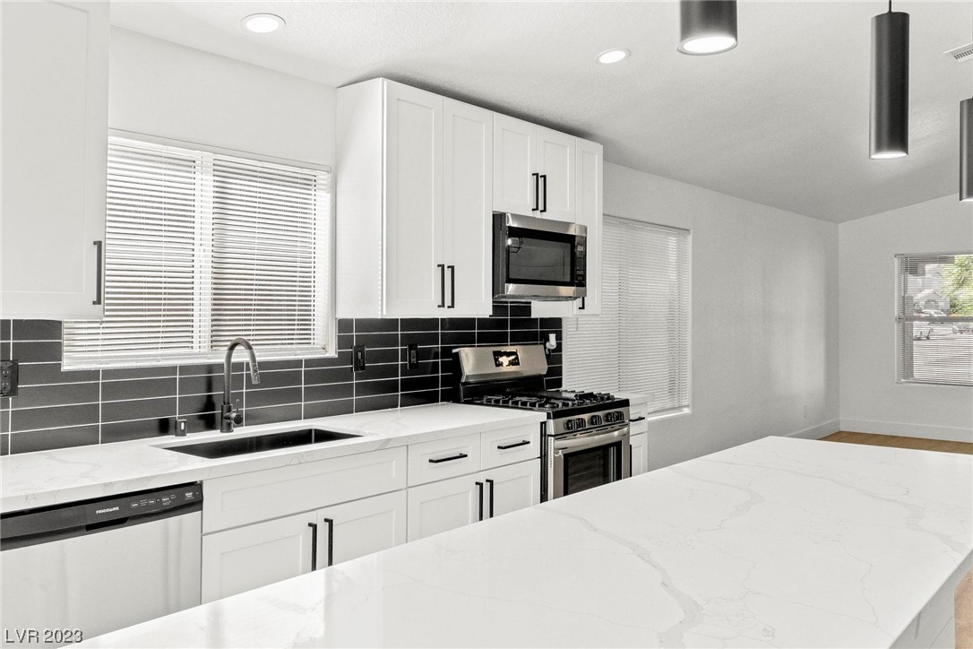 4345 Roaming Breeze Road