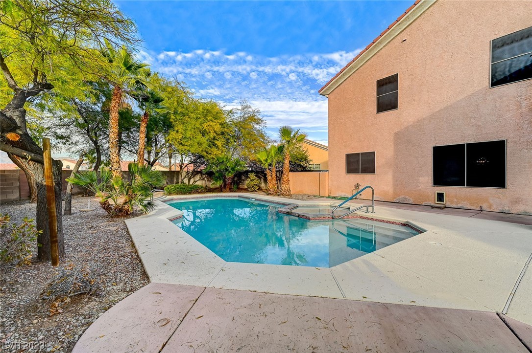 1730 Woodward Heights Way