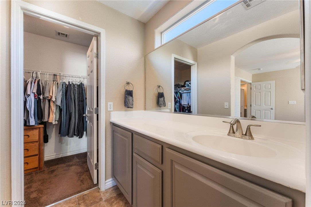9197 Starling Wing Place