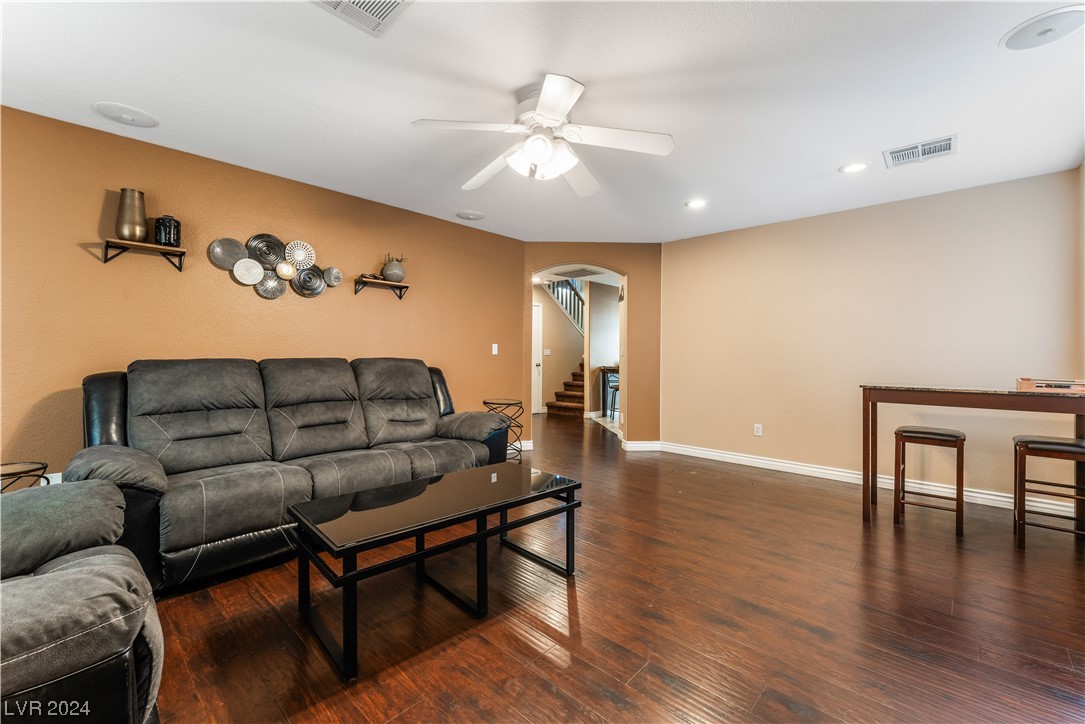 9197 Starling Wing Place