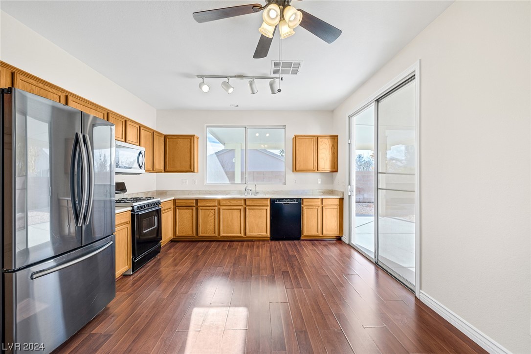 517 Quail Bird Place