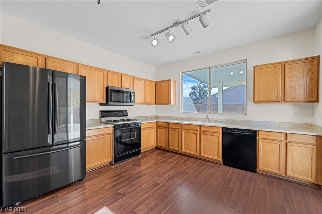 517 Quail Bird Place