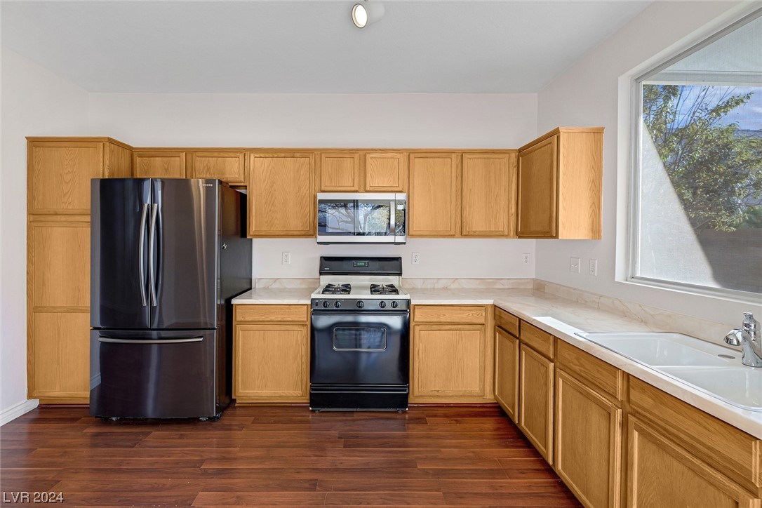 517 Quail Bird Place